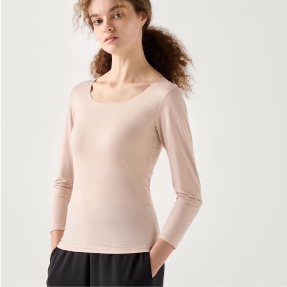 Uniqlo Heatech - Women's Scoop Neck Long Sleeve Top